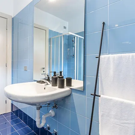 Dolce - By Lovecomo *