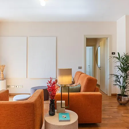 Dolce - By Lovecomo Μενάτζιο