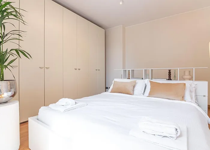 Dolce - By Lovecomo * Μενάτζιο